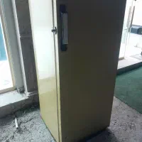 یخچال ازمایش  فروشی