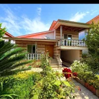 ویلا-باغ-250-متری-نیم-پیلوت-شهرکی-با-سند-تک-برگ