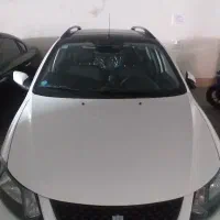 کوییک R ۱۴۰۳