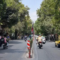 مغازه ۴۵ متری * بر ولیعصر *