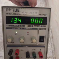منبع تغذیه آزمایشگاهی