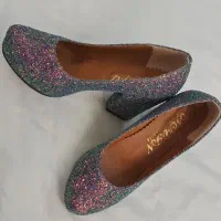 کفش پاشنه بلند