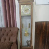 ساعت ایستاده چوبی