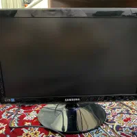 کامپیوتر . مانیتور . کیبورد . کیس