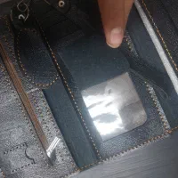 کیف پول|کیف، کفش، کمربند|شیراز, چوگیاه‎|دیوار