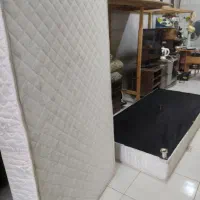 تختخواب دونفره چوبی سالم تضمین|تخت و سرویس خواب|رشت, قاسمیه|دیوار