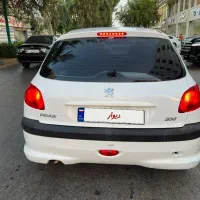 پژو سواری 206 سفید تیپ دو