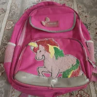 کوله مدرسه