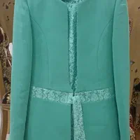 کت وشلوار ۳ تیکه با زیری گیپور سایز ۳۸ تا ۴۰