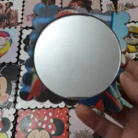 آینه کیفی وپایه گوشی|آینه|کاشان, باهنر|دیوار