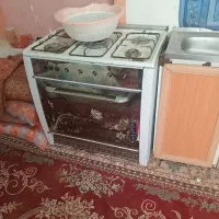 چهارتا فرش خوب ویک عددپتوشور ویک اجاق گازدار|فرش|میاندوآب, |دیوار