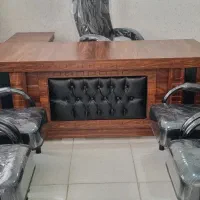 میز و صندلی اداری و مدیریت تمیز و شیک