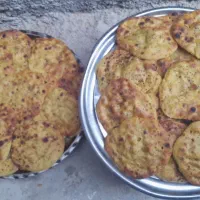 نون محلی گرده زرد و نون سنگک