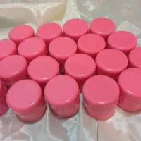 کرم سفیده کننده وجوان کننده پوست صورت