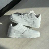 عکس از شما،کتونی از ما