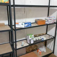 ۲ عدد قفسه فلزی آهنی طبقه بزرگ با کفی|کتابخانه، شلف، قفسههای دیواری|دهاقان, |دیوار