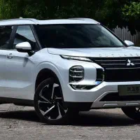 میتسوبیشی اوتلندر دو دیفرانسیل H لاین، مدل ۲۰۲۳