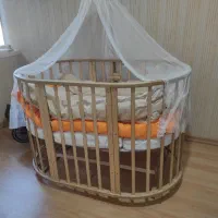 تخت کنار مادر ۶ کاره امرا