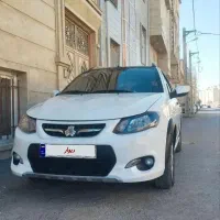 کوییک Rسفید مشکی