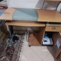 میز کامپیوتر