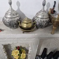 یک سری وسایل دکوری وتعزینی فروشی کاسه قوری