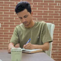 ترک اعتیاد.  همراه با کار