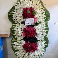 گل‌کده فروش تاج گل دسته گل تسلیت ختم افتتاحیه|گل و گیاه طبیعی|تهران, شهرک محلاتی|دیوار