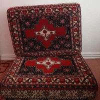 دو عدد پشتی دستباف