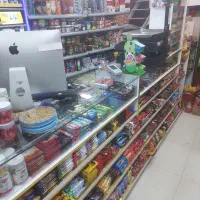 شاگرد هایپر مارکت شیفت شب