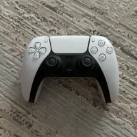 دسته ps5 در حد نو صددرصد اصل