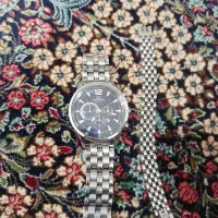 ساعت و دستبند