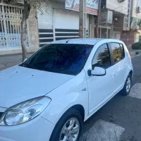 ساندرو مدل ۹۵کارکرد ۱۰۷۰۰۰اتومات|خودرو سواری و وانت|کرج, بنیاد|دیوار