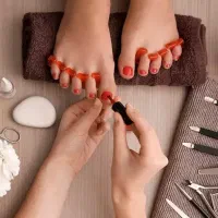 استخدام پدیکوریست و دستیار در زعفرانیه