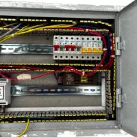 تاسیسات و برق کشی ساختمان (ابتکار )