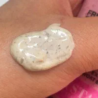 اسکراب صورت کریستال|آرایشی، بهداشتی، درمانی|رشت, معلم|دیوار