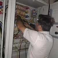 تعمیر ژنراتور و موتور برق و برق صنعتی