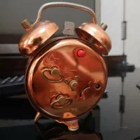 ساعت قدیمی|کلکسیون اشیاء عتیقه|تهران, فلسطین (میدان انقلاب)|دیوار