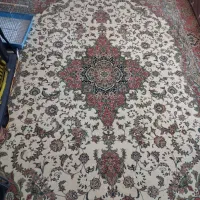 فرش ۹ متری درحد نو بسیار تمیزوسالم|فرش|قم, شهدا|دیوار
