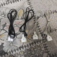 تعدادی سیم سیار و فندکی تسکو و ماژول شارژ