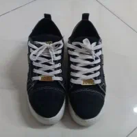 کتونی مشکی طرح لی اسپورت|کیف، کفش، کمربند|اندیشه, اندیشه فاز ۱|دیوار