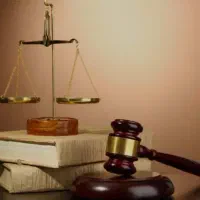 وکیل دادگستری ،داوری ،وکالت مشاوره حقوقی