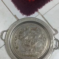 سینی مسی قدیمی قلم کاری شده فروش فوری|کلکسیون اشیاء عتیقه|ری, علایین|دیوار