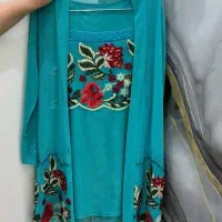 لباس مجلسی|لباس|رزن, |دیوار