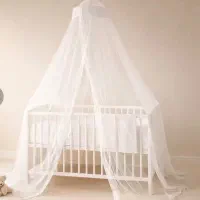 گهواره کنار مادر