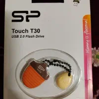 فلش مموری 64 گیک.سیلیکون پاور.5 سال گارانتی