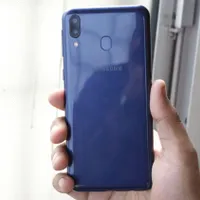 Samsung galaxy m20
