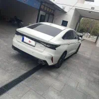 اریزو ۸ مدل ۴۰۳ در حد