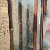 ویترین آینه‌دار و میز تلوزیون سالم|بوفه، ویترین، کنسول|نجف‌آباد, امیرکبیر|دیوار