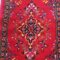 کناره فرش قرمز|فرش|قم, بنیاد|دیوار