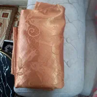 پرده سلطنتی نونو هنوز نصب شده